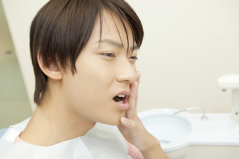 歯を失う原因の90％は歯周病です。
